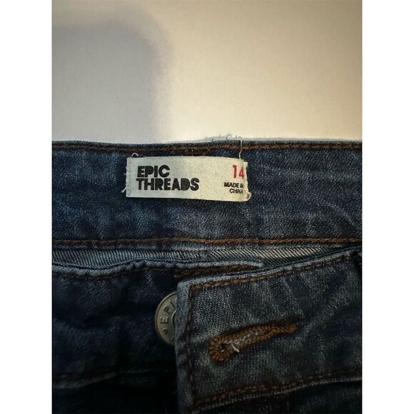 Epic Threads Girls Size 14 Distressed Rhinestone Jeans Blue Denim - Picture 4 of 8